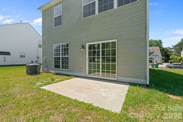 10410 Roundleaf Drive, Charlotte, NC 28213