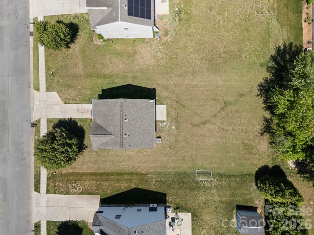 10410 Roundleaf Drive, Charlotte, NC 28213