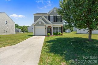 10410 Roundleaf Drive, Charlotte, NC 28213