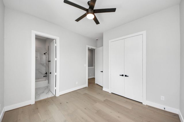 322 E 35 Th Street, Houston, TX 77018