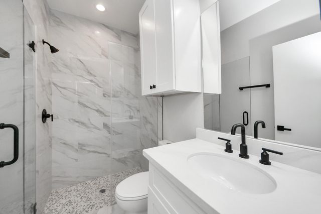 322 E 35 Th Street, Houston, TX 77018