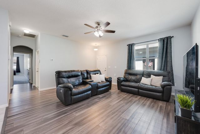 1825 SHUMARD AVENUE, St Cloud, FL 34771