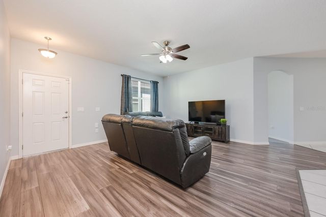 1825 SHUMARD AVENUE, St Cloud, FL 34771