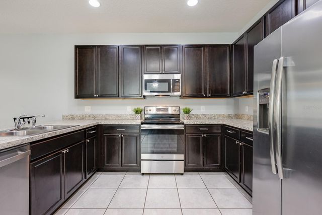 1825 SHUMARD AVENUE, St Cloud, FL 34771