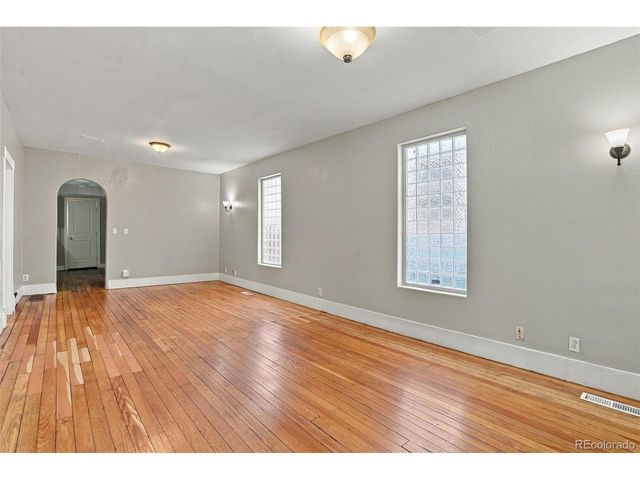 426 E Bijou St, Colorado Springs, CO 80903
