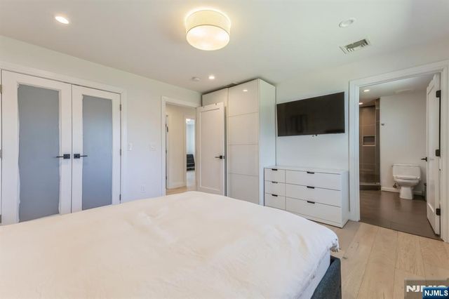 37 New Street, Cresskill, NJ 07626