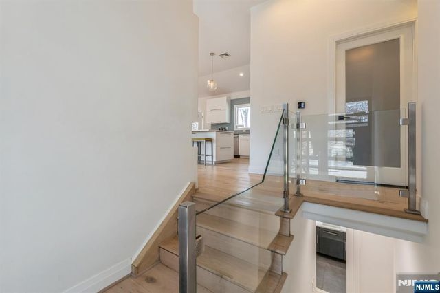 37 New Street, Cresskill, NJ 07626