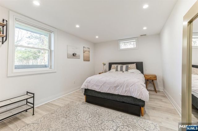 37 New Street, Cresskill, NJ 07626