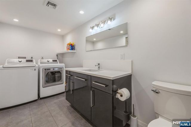 37 New Street, Cresskill, NJ 07626