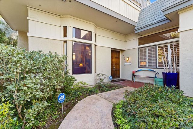 7962 Caminito Del Cid, La Jolla, CA 92037