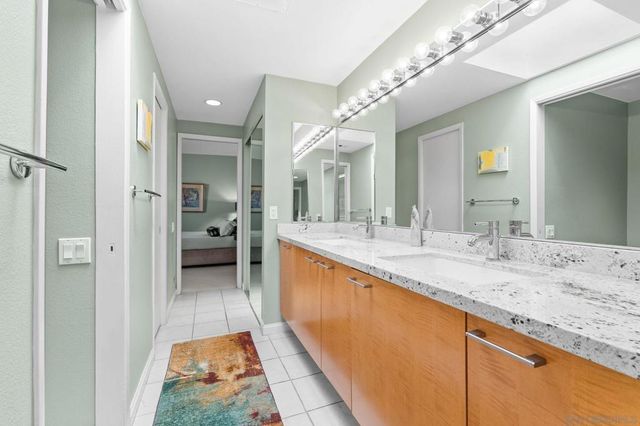 7962 Caminito Del Cid, La Jolla, CA 92037