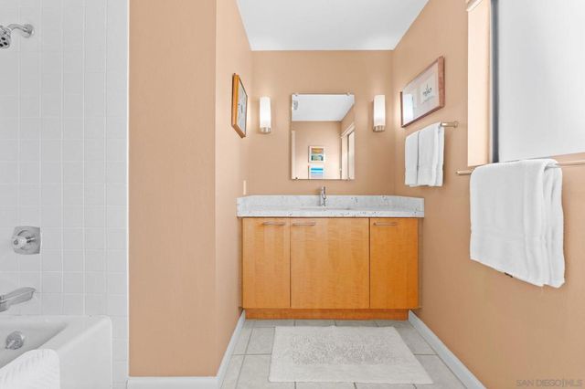 7962 Caminito Del Cid, La Jolla, CA 92037