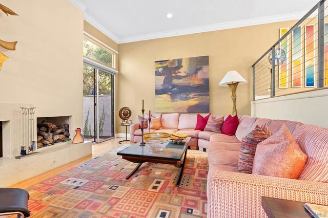 7962 Caminito Del Cid, La Jolla, CA 92037