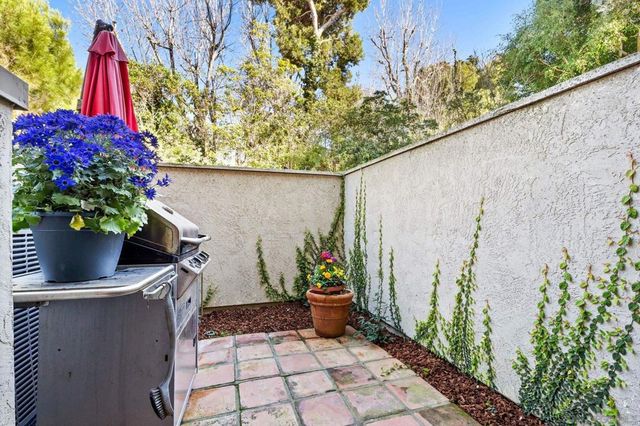 7962 Caminito Del Cid, La Jolla, CA 92037