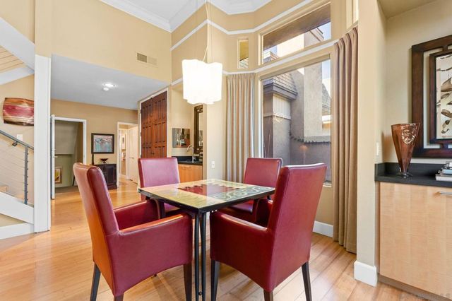 7962 Caminito Del Cid, La Jolla, CA 92037