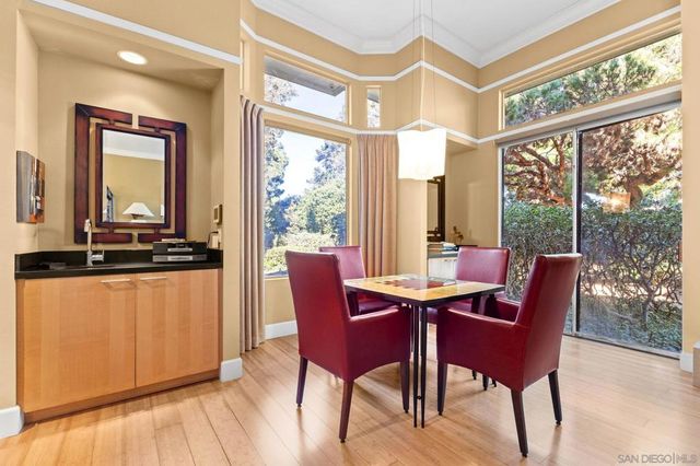 7962 Caminito Del Cid, La Jolla, CA 92037