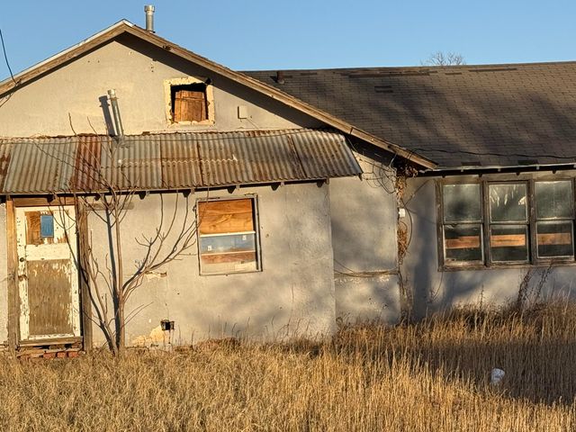 615 S 13th Street, Slaton, TX 79364