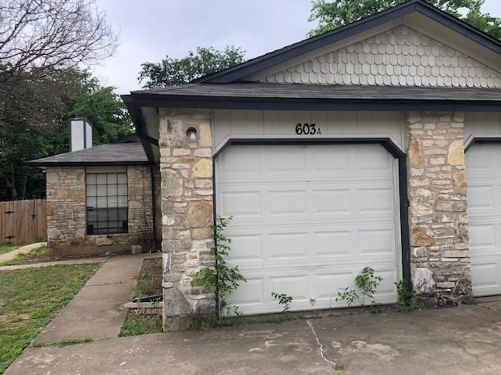 603 Country Aire DR A, Round Rock, TX 78664