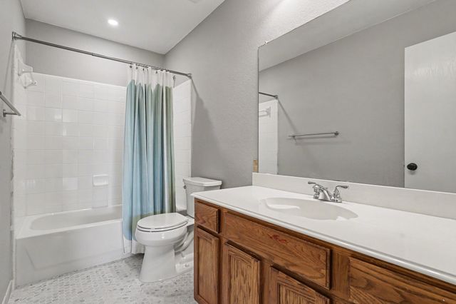 3201 Vermont Avenue, Mckinney, TX 75070