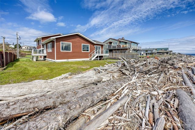 451 Beach Drive, Sequim, WA 98382