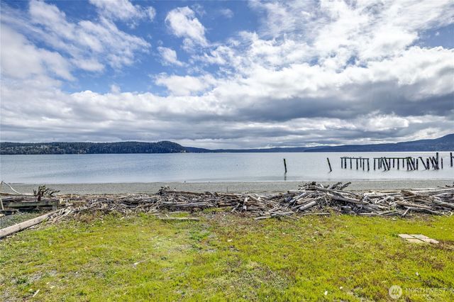 451 Beach Drive, Sequim, WA 98382