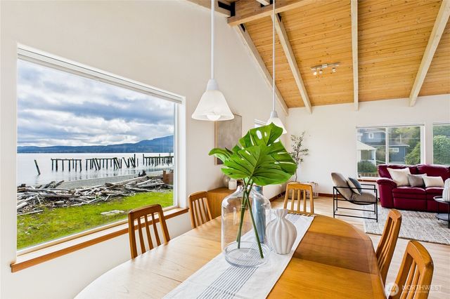 451 Beach Drive, Sequim, WA 98382