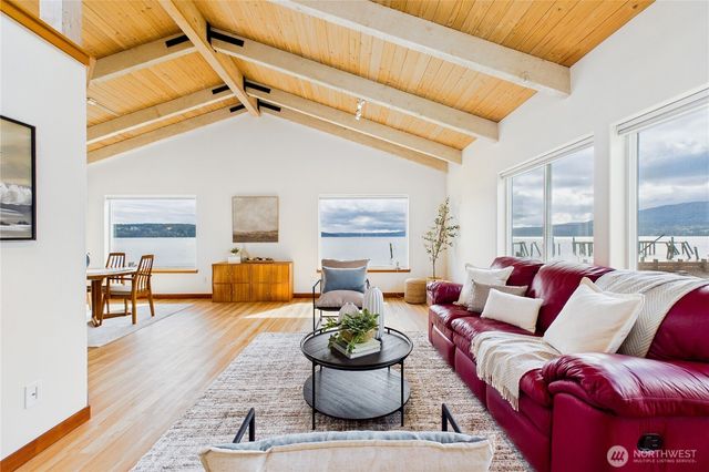 451 Beach Drive, Sequim, WA 98382