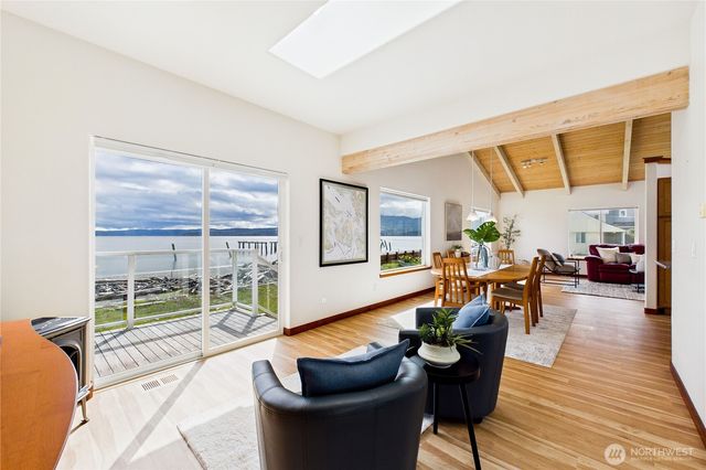 451 Beach Drive, Sequim, WA 98382