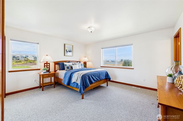 451 Beach Drive, Sequim, WA 98382