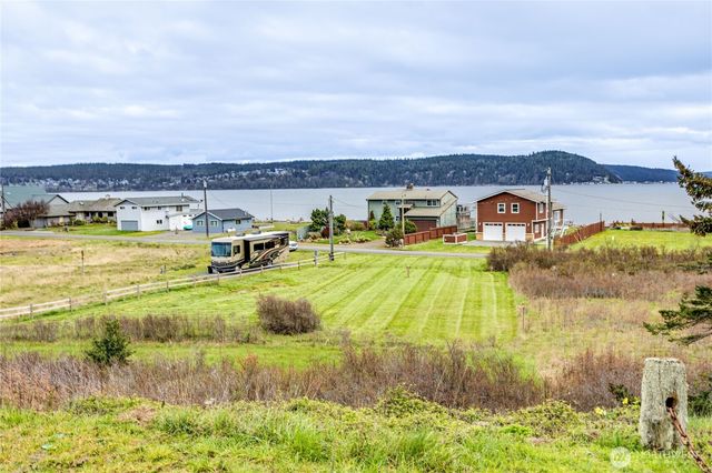 451 Beach Drive, Sequim, WA 98382