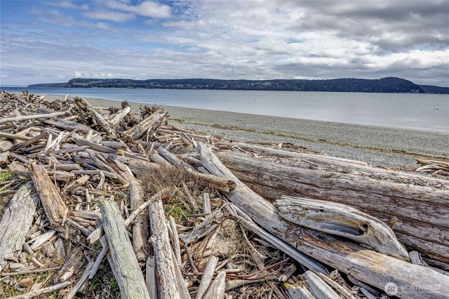 451 Beach Drive, Sequim, WA 98382