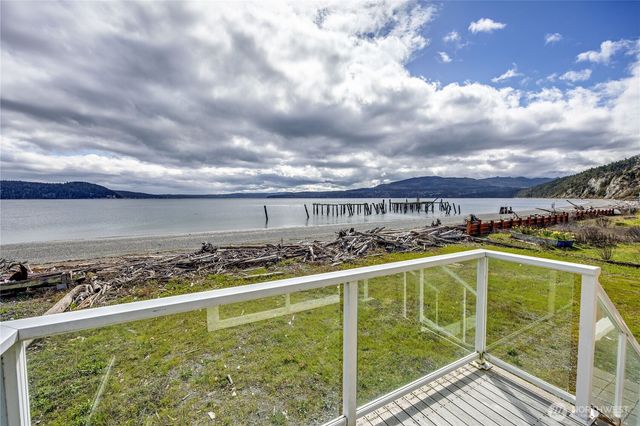451 Beach Drive, Sequim, WA 98382