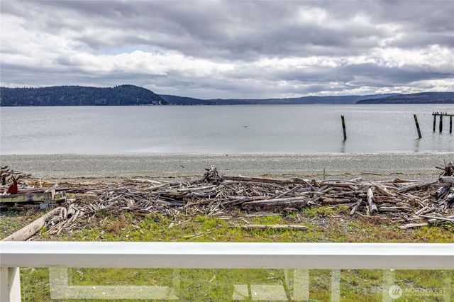 451 Beach Drive, Sequim, WA 98382