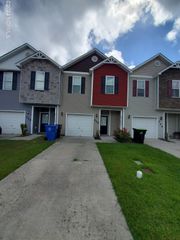 326 Cedar Island Trail, Holly Ridge, NC 28445