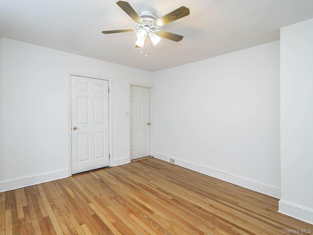 3 Smull Place First Floor, Port Washington, NY 11050