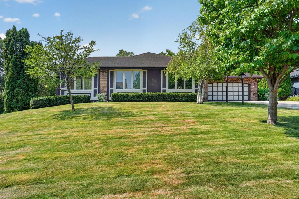 21 Carriage Lane, Burnsville, MN 55306 — photo 3