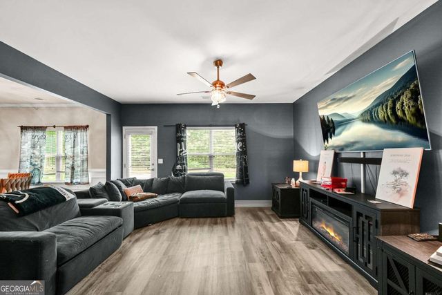 4998 Summersun Drive, Morrow, GA 30260