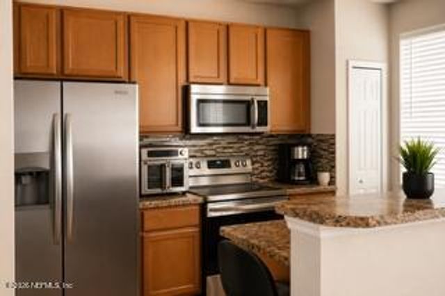 3625 CRESWICK Circle B, Orange Park, FL 32065