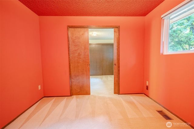 8017 47th Place W, Mukilteo, WA 98275