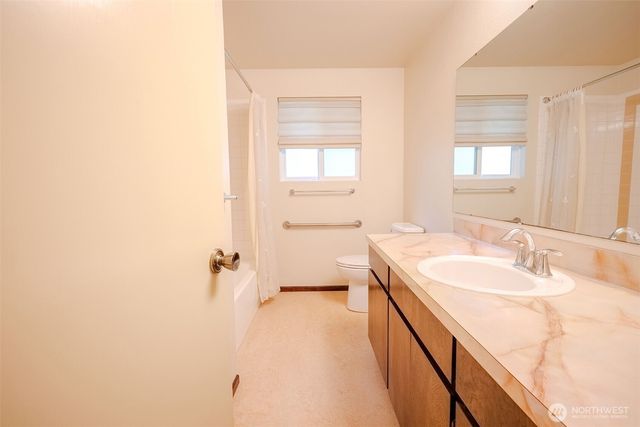 8017 47th Place W, Mukilteo, WA 98275