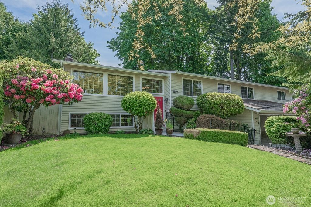 8017 47th Place W, Mukilteo, WA 98275