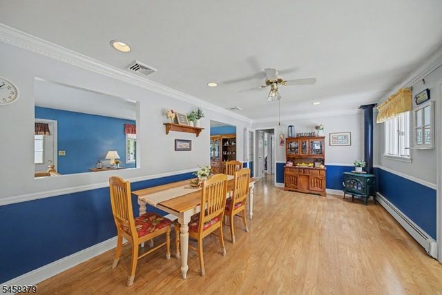 22 Carol Dr, Roxbury Twp., NJ 07876