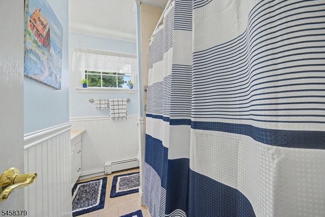 22 Carol Dr, Roxbury Twp., NJ 07876