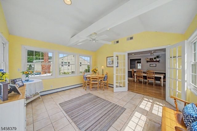 22 Carol Dr, Roxbury Twp., NJ 07876
