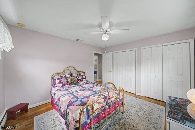 22 Carol Dr, Roxbury Twp., NJ 07876
