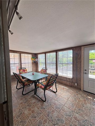3405 Tahiti Dr, Corpus Christi, TX 78418