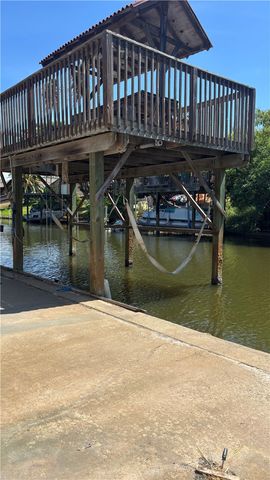 3405 Tahiti Dr, Corpus Christi, TX 78418
