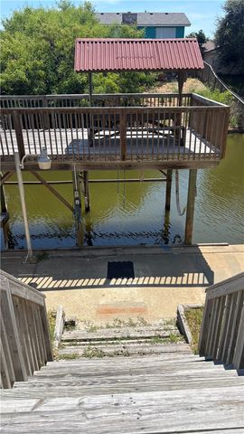 3405 Tahiti Dr, Corpus Christi, TX 78418