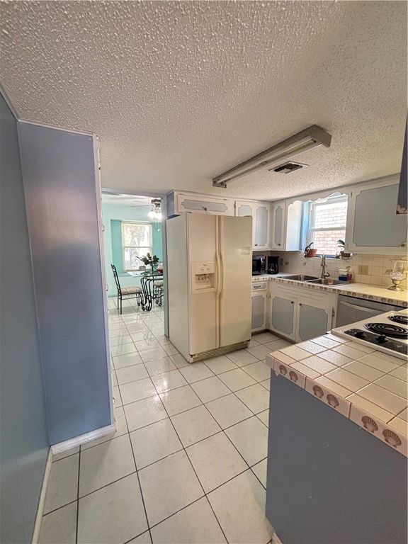 3405 Tahiti Dr, Corpus Christi, TX 78418 — photo 5
