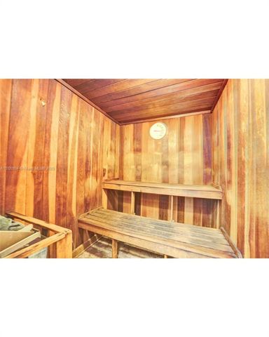 7787 Golf Cir Dr 106, Margate, FL 33063